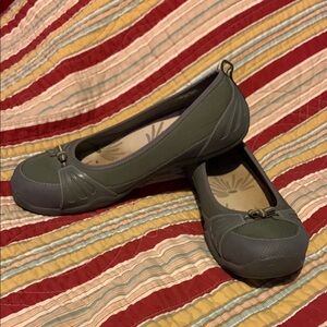 Ahnu Green Flats with Decorative Bow and Canvas Upper